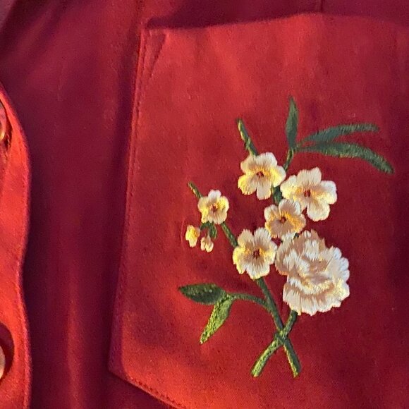 Previously Owned Excellent Condition R&K Women's Velvet Like Blazer - Picture 4 of 8